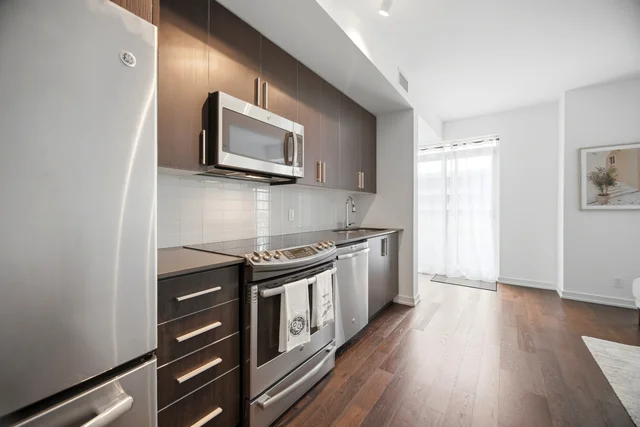 #711-2212 Lake Shore Boulevard West, Etobicoke - photo 17