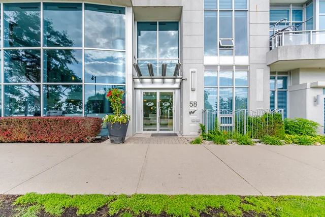 #330-58 Marine Parade Drive, Etobicoke - photo 5