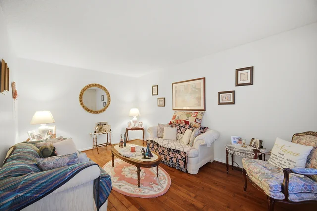 10 Meadow Bush Court, Brampton - photo 19