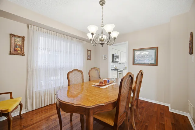 10 Meadow Bush Court, Brampton - photo 23