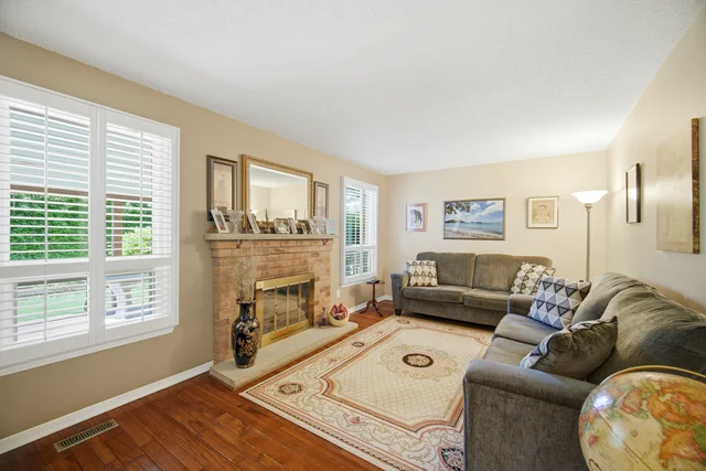 10 Meadow Bush Court, Brampton - photo 31