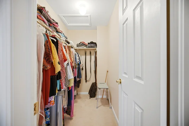 10 Meadow Bush Court, Brampton - photo 45