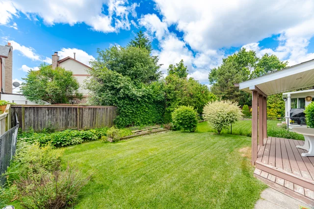 10 Meadow Bush Court, Brampton - photo 57