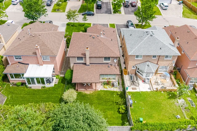 10 Meadow Bush Court, Brampton - photo 60