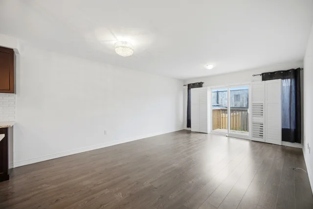 330 Stewart Street, Shelburne - photo 12