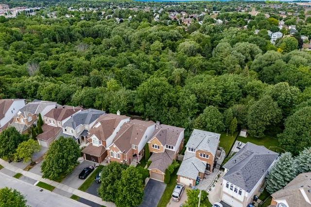 38 Furrows End, Brampton - photo 3