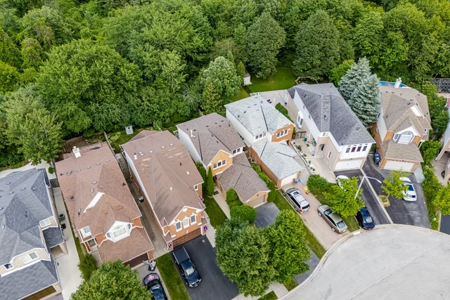 38 Furrows End, Brampton - photo 4