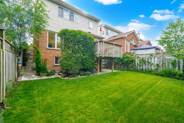 38 Furrows End, Brampton - photo 56