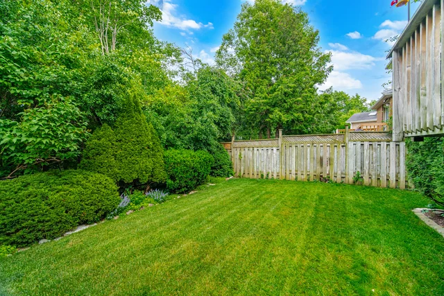 38 Furrows End, Brampton - photo 57