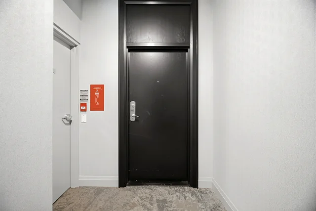 #601-15 Windermere Avenue, Toronto - photo 5