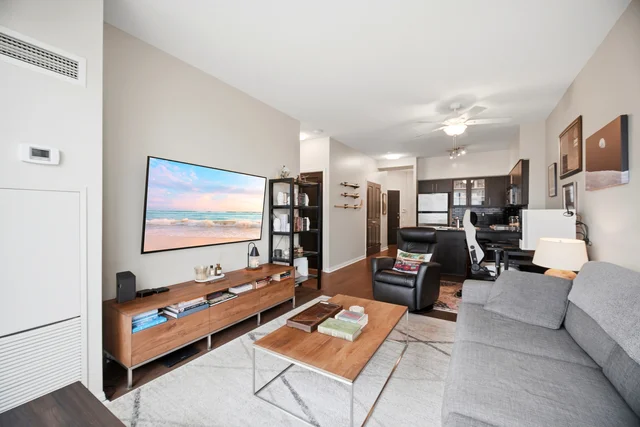 #601-15 Windermere Avenue, Toronto - photo 18