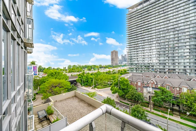 #601-15 Windermere Avenue, Toronto - photo 32