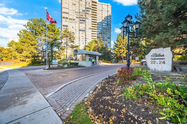 #1907-22 Hanover Road, Brampton - photo 2