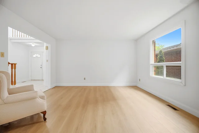 4676 Owl Circle, Mississauga - photo 11
