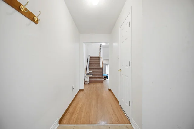 4070 Pavillion Court, Mississauga - photo 5