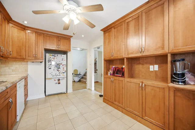 4070 Pavillion Court, Mississauga - photo 19