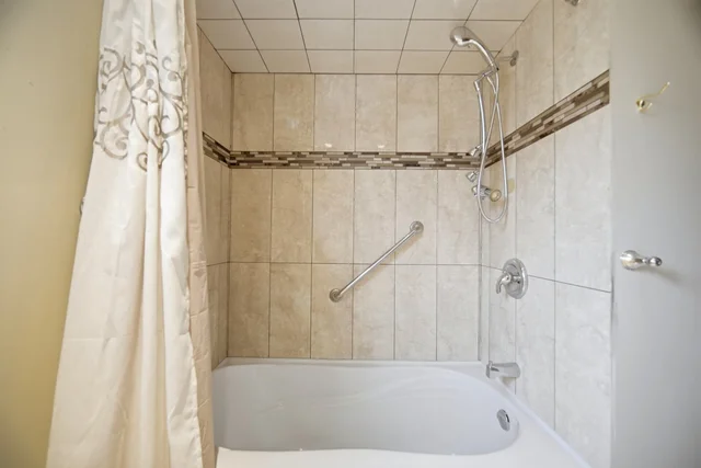 4070 Pavillion Court, Mississauga - photo 34
