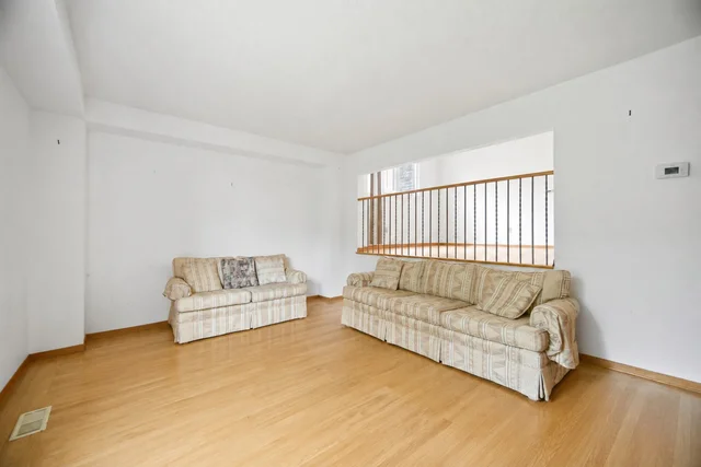 4070 Pavillion Court, Mississauga - photo 13