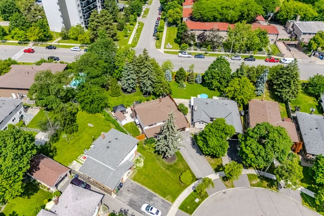 74 Ringway Crescent, Etobicoke - photo 3