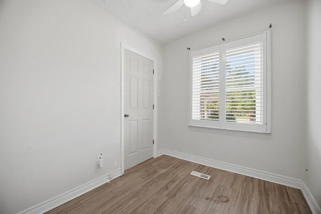 25 Hope Avenue, Hamilton - photo 26