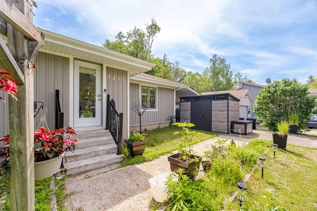 3211 Cove Avenue, Innisfil - photo 19