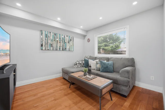 3015 Dalehurst Drive, Mississauga - photo 18