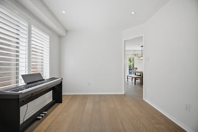 71 Barrett Avenue, Brantford - photo 15