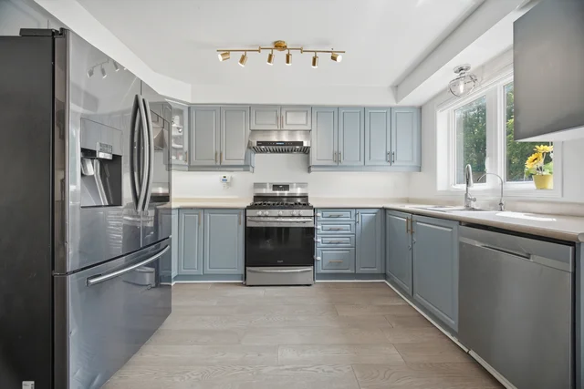 71 Barrett Avenue, Brantford - photo 18