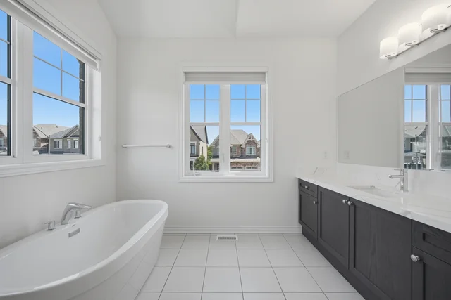 60 Lofthouse Drive, Whitby - photo 36