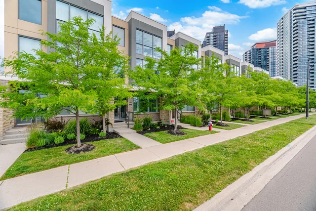 #2-150 Little Creek Road, Mississauga - photo 4