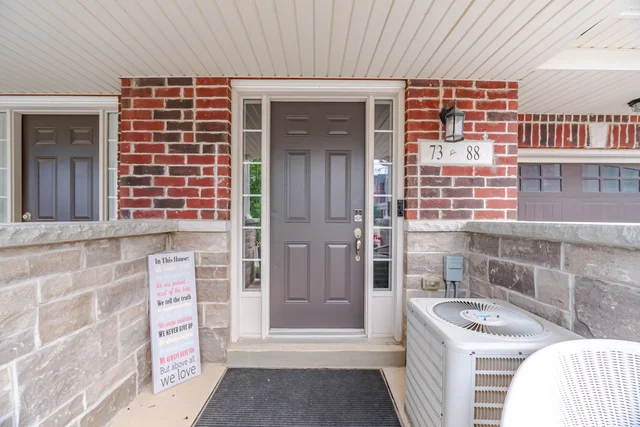 #73-88 Decorso Drive, Guelph - photo 4