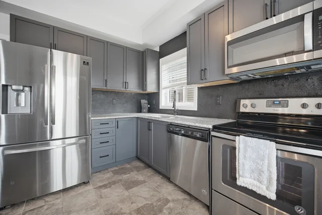 #73-88 Decorso Drive, Guelph - photo 9