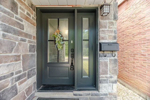 14 Royal Palm Drive, Brampton - photo 6