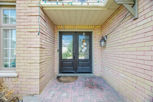 46 Lipton Crescent, Whitby - photo 7