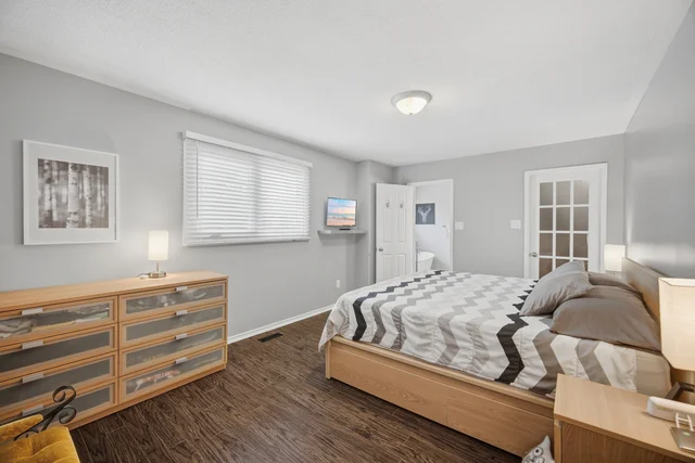 46 Lipton Crescent, Whitby - photo 33