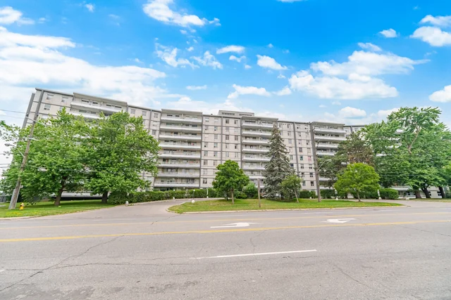 #107-3460 Keele Street, North York - photo 1