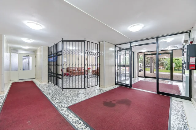 #107-3460 Keele Street, North York - photo 3