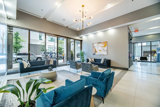 19 Grand Trunk Crescent #3708, Toronto - photo 4
