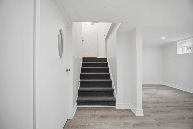 154 Martin Grove Road, Etobicoke - photo 31