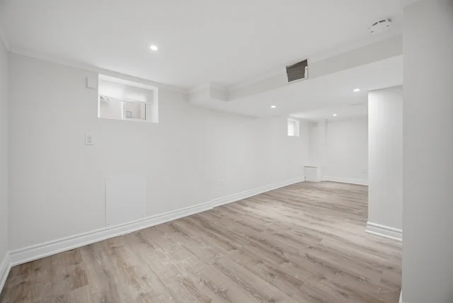 154 Martin Grove Road, Etobicoke - photo 34