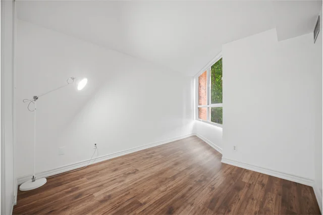 #411-1485 Lakeshore Road East, Mississauga - photo 33
