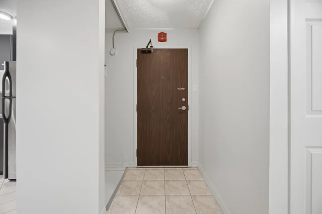 #411-1485 Lakeshore Road East, Mississauga - photo 8