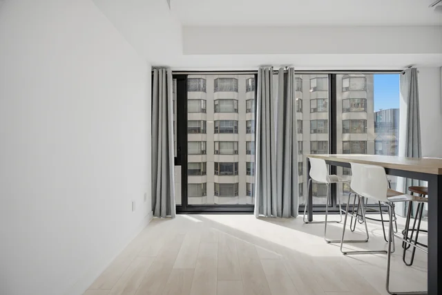 #1806-188 Cumberland Street, Toronto - photo 15