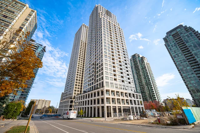 #3701-36 Elm Drive West, Mississauga - photo 1