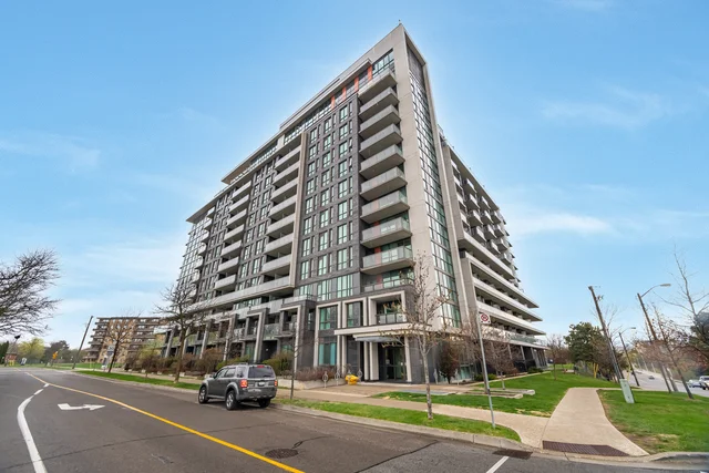 #312-80 Esther Lorrie Drive, Etobicoke - photo 1
