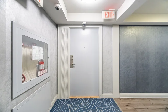 #312-80 Esther Lorrie Drive, Etobicoke - photo 3