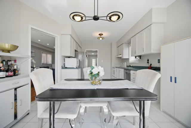 6177 Ford Road, Mississauga - photo 25