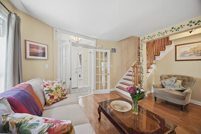 8 Pressed Brick Drive, Brampton - photo 9