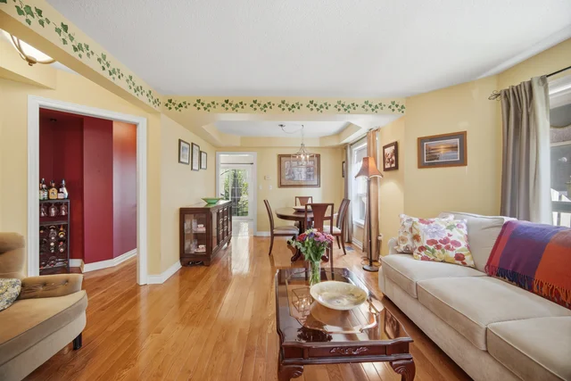 8 Pressed Brick Drive, Brampton - photo 10