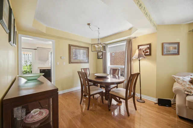 8 Pressed Brick Drive, Brampton - photo 11